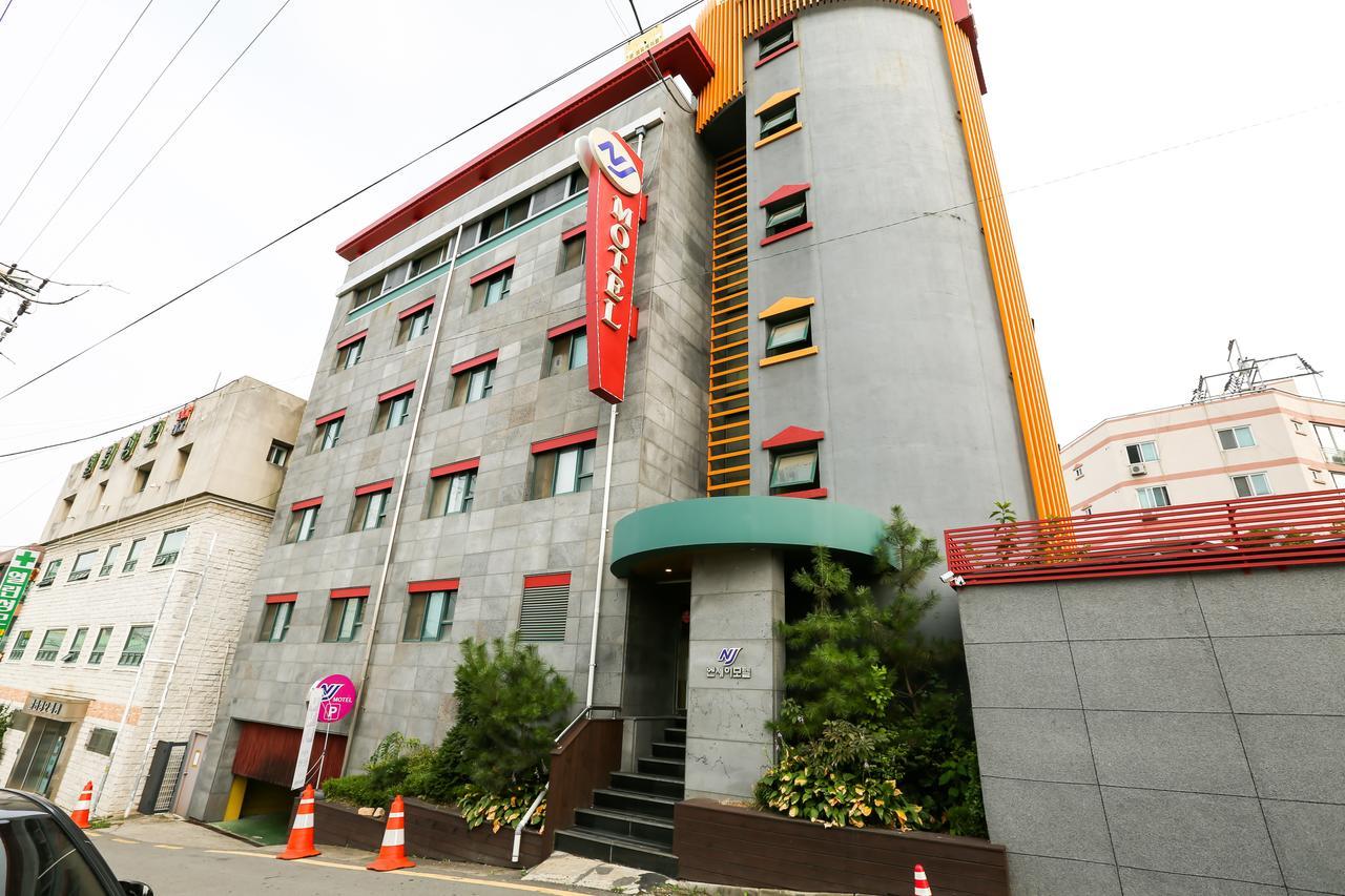 Nj Motel Pyeongtaek Exterior photo